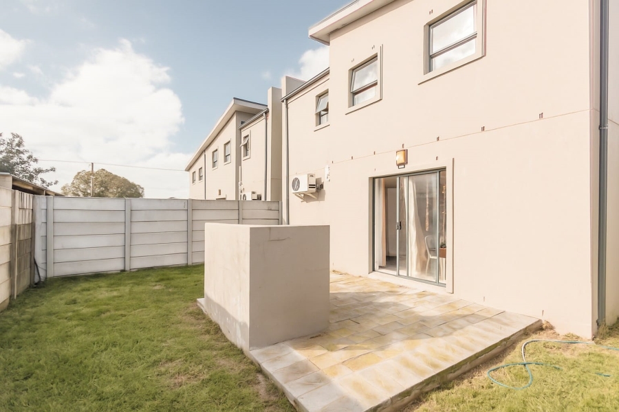 3 Bedroom Property for Sale in Windsor Park Western Cape
